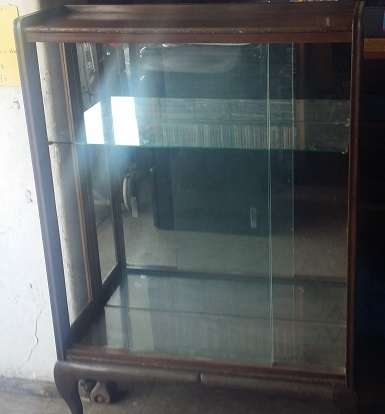 VINTAGE IMBUIA DISPLAY CABINET SHOWCASE