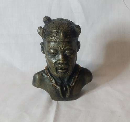 TOP QUALITY RESIN AFRICAN FIGURINE BUST