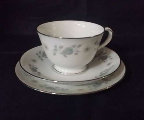 NORITAKE WELLESLEY TRIO 6214