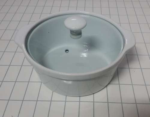 REGENT CASSEROLE  DISH AND LID
