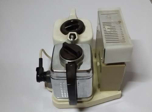 A VINTAGE ELECTRIC  TIMER CLOCK TEA MAKER / COLLECTION EDENVALE JHB