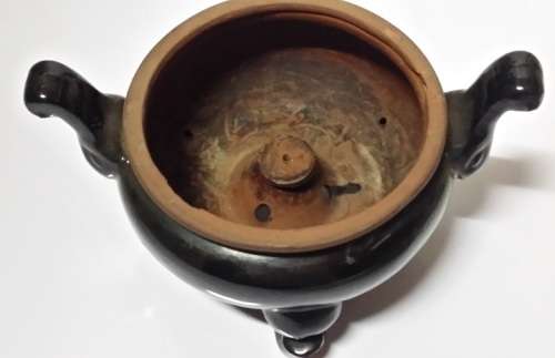 A VINTAGE  POT PLANT  VASE HOLDER