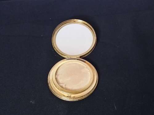 VINTAGE LADIES POWDER COMPACT