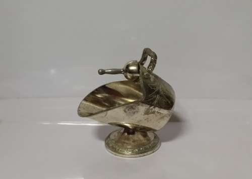 A VINTAGE EMBOSSED  BOWL WITH SCOOP