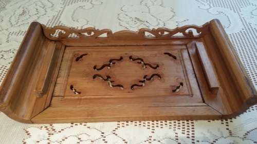 A SUPERB SOLID WOOD  CARVED STAND