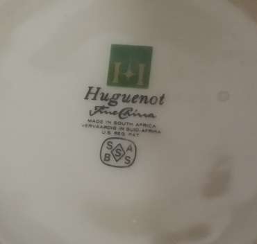 HUGUENOT FINE CHINA SUGAR POT