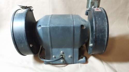 BENCH GRINDER EURASIA 350 W / BUYER COLLECT IN EDENVALE JHB