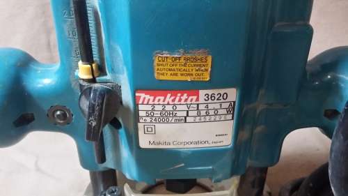 MAKITA 3620 860W ROUTER