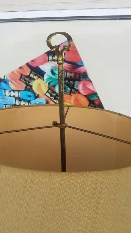 BRASS STANDING LAMP WITH BEAUTIFUL FIGURINE  DETAIL  / BUYER MUST COLLECT IN EDENVALE JHB