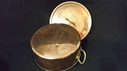 COPPER POT 24  CM X 10  CM