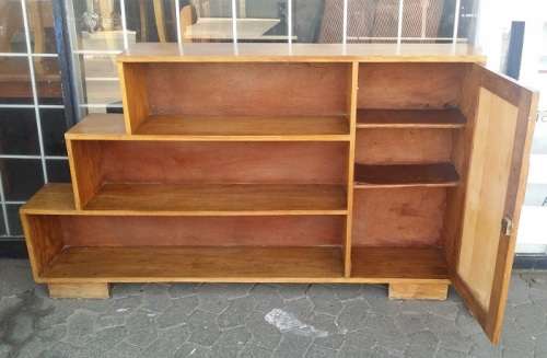 A LOVELY ART DECO  WOODEN BOOKCASE   WITH CUPBOARD  /  BUYER MUST COLLECT EDENVALE JHB