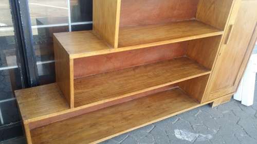 A LOVELY ART DECO  WOODEN BOOKCASE   WITH CUPBOARD  /  BUYER MUST COLLECT EDENVALE JHB