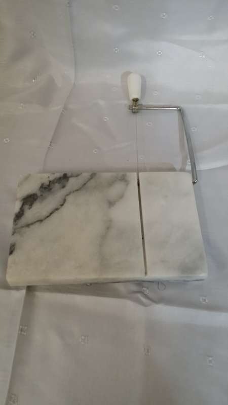 MARBLE CHEESE CUTTER