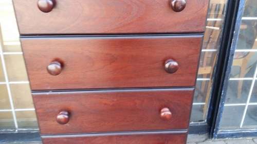 LOVELY WETHERLEY,S  TALLBOY 5 DRAWER CHEST OF DRAWERS  /  BUYER MUST COLLECT EDENVALE JHB