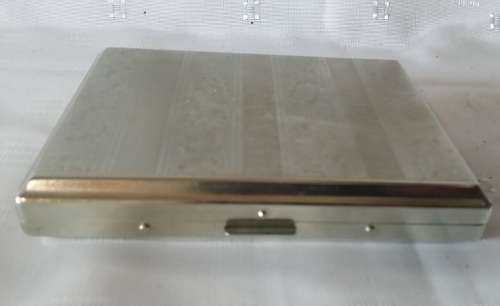 CIGARETTE HOLDER CASE