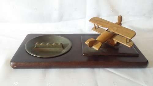 WOODEN PLANE DECOR