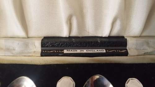 VINTAGE ANTIQUE SHEFFIELD ENGLAND  EPNS TEASPOON SET OF 6 IN BOX