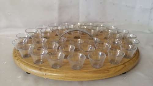 WOODEN OAK  TRAY WITH SHOT / SHOOTER /  NAGMAAL  / COMMUNION GLASSES