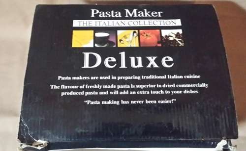 PASTA MAKER MACHINE
