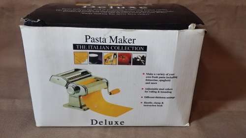 PASTA MAKER MACHINE