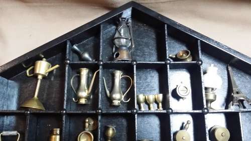 PRINTERS TRAY WITH BRASS ORNAMENTS