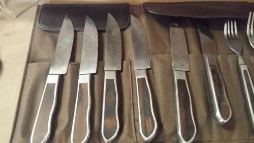 12 PIECE STEAK KNIFE SET AND FORKS