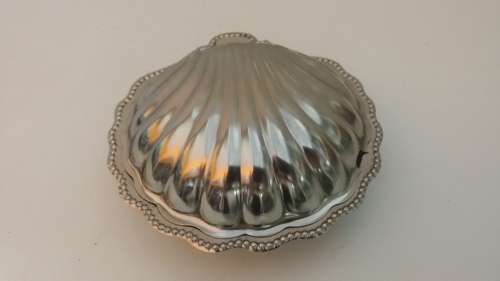BUTTER DISH