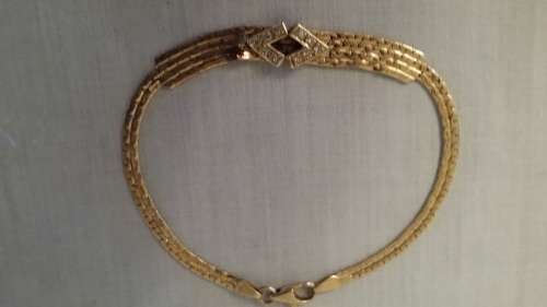 14ct  GOLD AND 10 SMALL  DIAMONDS BRACELET