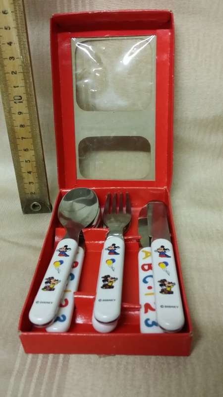 6 PIECE DISNEY MICKEY MOUSE CHILDS CUTLERY SET