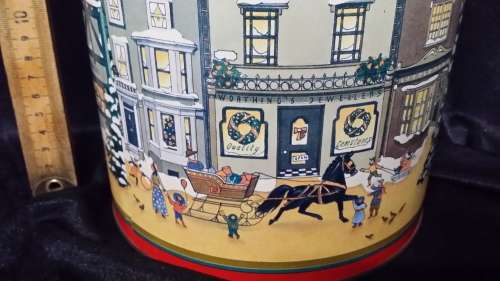 QUALITYV STREET  TIN EMPTY