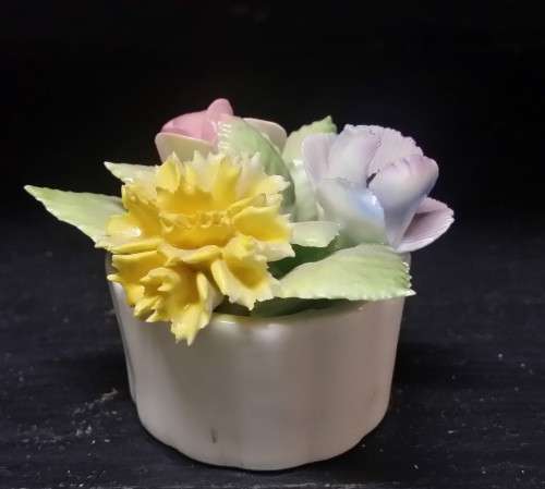 ADDERLEY FLOWER POSY
