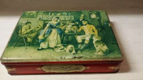 VINTAGE TIN  24 X 18 X 5 CM