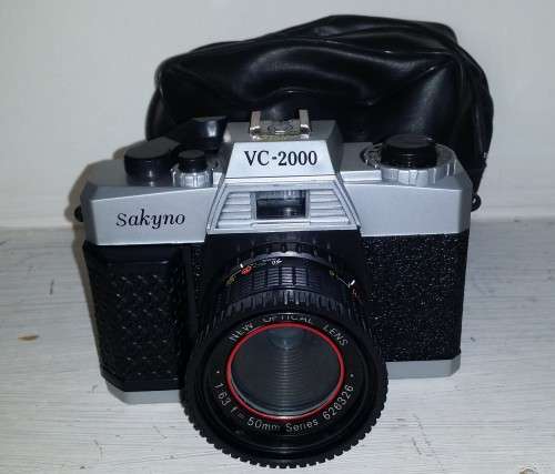 SAKYNO VC2000 FILM CAMERA 50mm LENSE