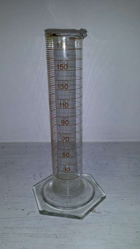GLASS MEASURING TUBE