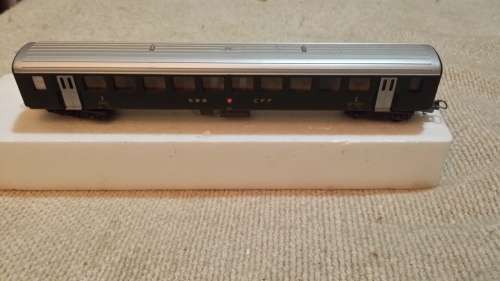 Lima ITALY HO  SCALE  SBB CFF  TRAIN CARRAIGE