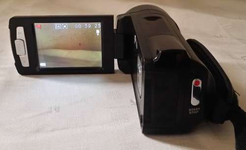 TELEFUNKEN TVLC 500 DIGITAL VIDEO CAMERA  USE 2 X AA BATTERIES