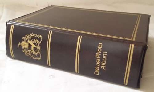 DE LUXE PHOTO ALBUM