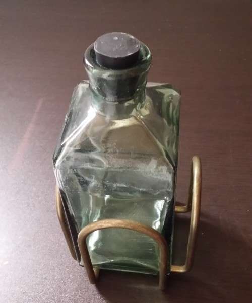 GLASS DECANTER BOTTLE 19 X 8 CM
