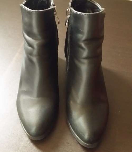 SIZE 3 LADIES BOOTS SHOES 35