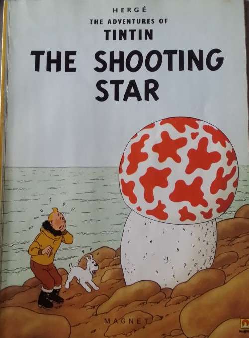 BOOK :  THE ADVENTURES OF TINTIN -  THE SHOOTING STAR - PAPERBACK