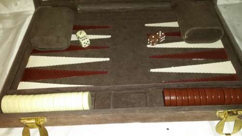 DOMINO  GAME