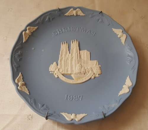 Wedgwood Display Plate 18 cm