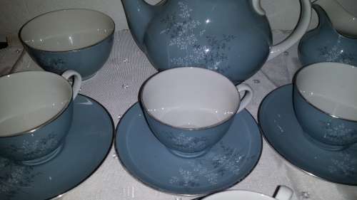 12 Piece Royal Doulton Forest Glade Tea Set