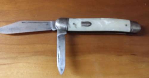 MOTHER OF PEARL POCKET KNIFE