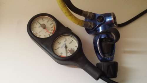 DIVING REGULATOR