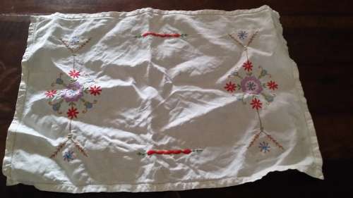 Embroidery Table / Tray   Cloth    45 CM