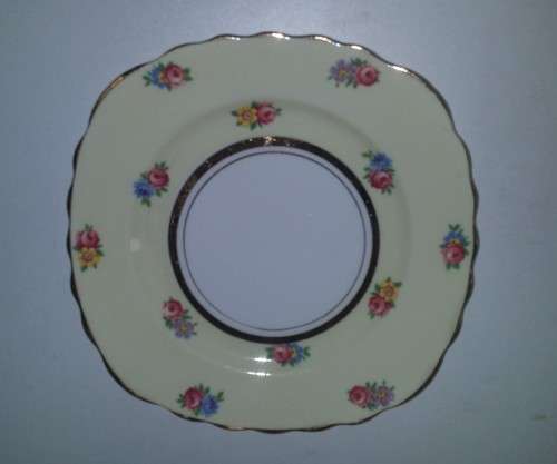 Colclough Cake  Plate 15.5 CM