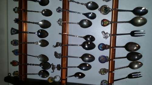 Teaspoon Display rack with teaspoons