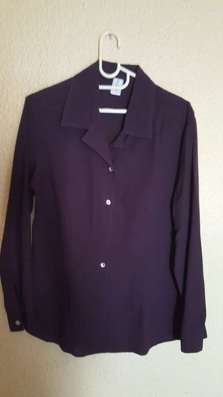 Clothing : Women`s  blouse shirt - jet