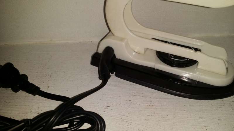 Electric Travel Iron